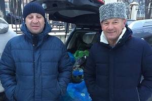 Пленным украинским морякам в Москву привезли гостинцы из Крыма
