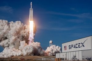 SpaceX привлекает 500 млн долларов инвестиций с оценкой в 30 млрд