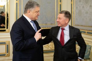 Порошенко с Волкером обсудили Россию: детали разговора