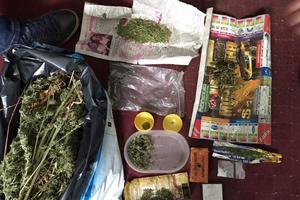 Хранил наркотики и боеприпасы: в Днепропетровской области задержали мужчину