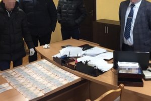 Во Львовской области на взятке поймали главу райгосадминистрации
