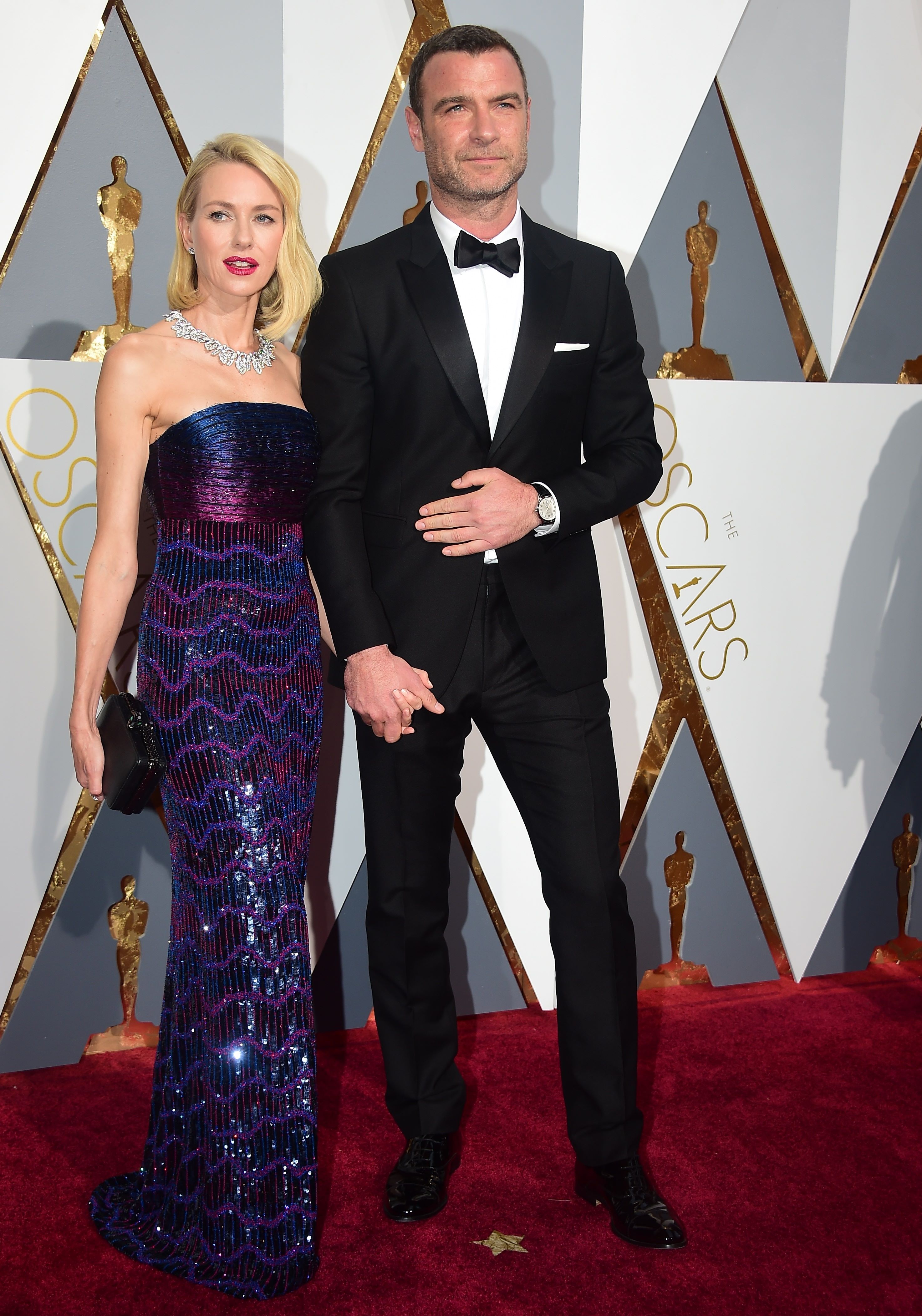 liev_schreiber_and_naomi_watts_arrive_on_the_red_carpet_for_the