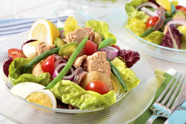 tuna-salad-presentation_1147-489
