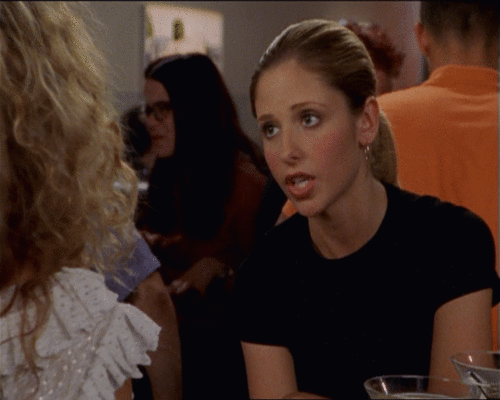 sarah-guest-starring-in-an-episode-of-sex-and-the-city-sarah-michelle-gellar-12283298-500-400