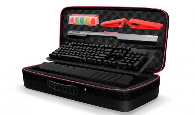 07_assassin_compact_gaming_case