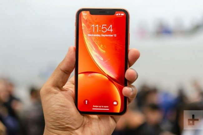 303026-apple-iphone-xr-hands-on-2-720x720
