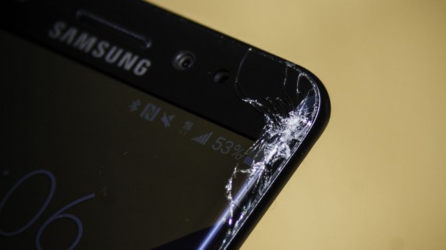 samsung-cracked-screen-note-7