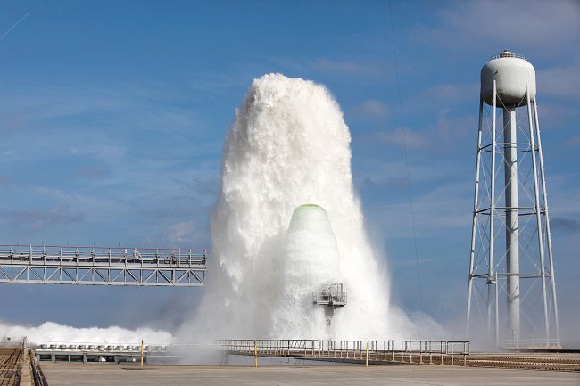 launch_pad_39b_water_deluge_test-1