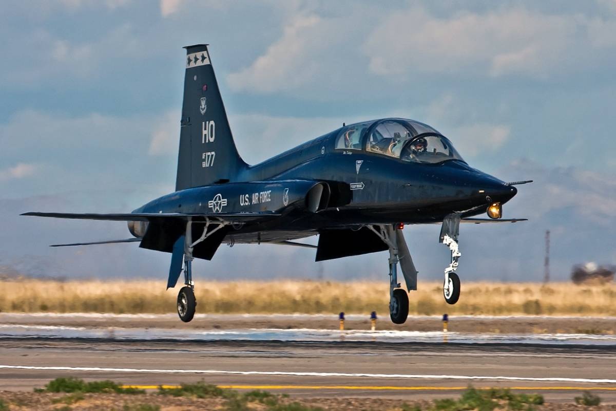 photo-of-the-week-t-38_01