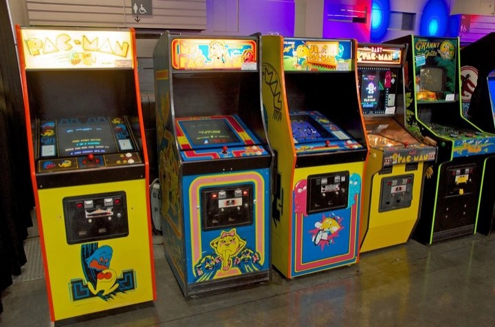 2-pac-man-arcadeconsolesmobilepc-1980--128-billion