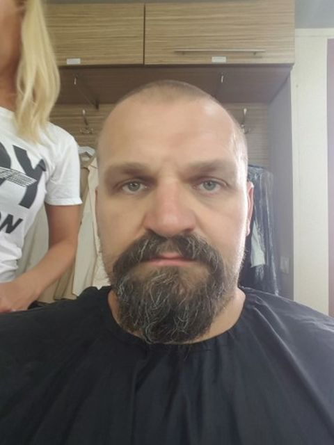 Василий Вирастюк пожертвовал бородой ради роли. ФОТО