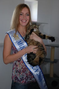 "Мисс Одесса-2008" и Микка, фото К. Диланян
